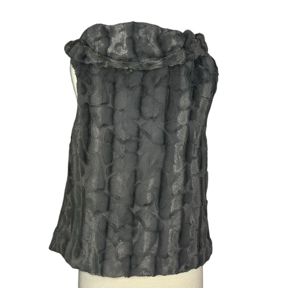 CHI By Carlos Falchi Vegan Faux Fur Draped  Grey Vest Size S - Picture 2 of 8